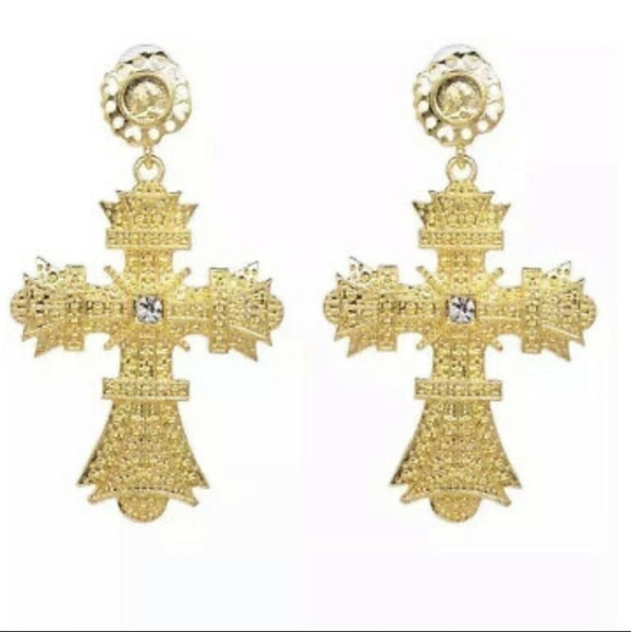 Cross gold tone Statement Earrings. - Picture 2 of 3